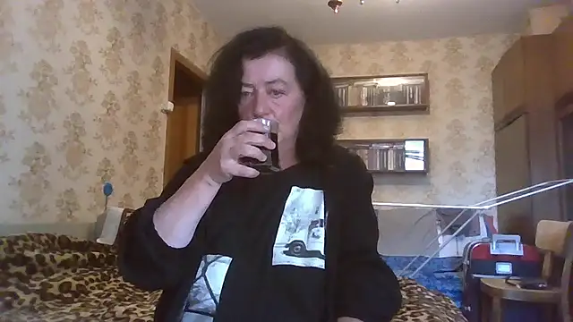 GypsiQueen2 online show from 07.10.26