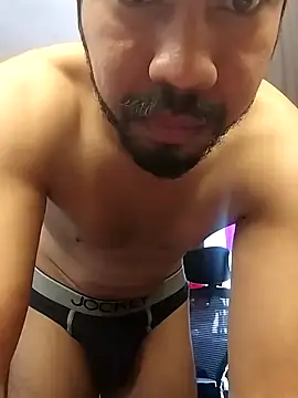 Snapshot of sam_nss chatting on 02.21.25 sam nss online show from 02.21.25