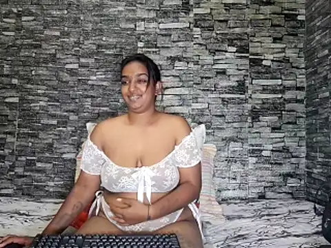Snapshot of Xindias_fantasyX chatting on 05.25.26 Xindias fantasyX online show from 05.25.26