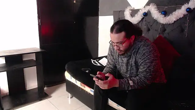 Melkkor online show from 12.13.24