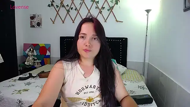 Snapshot of naughty_girl_4u chatting on 07.13.26 naughty girl 4u online show from 07.13.26