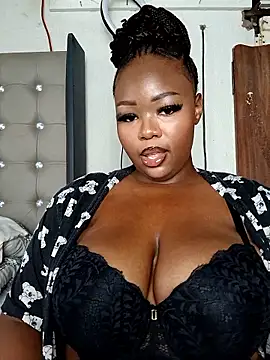 Snapshot of Aaaliyah445 chatting on 01.11.26 Aaaliyah445 online show from 01.11.26