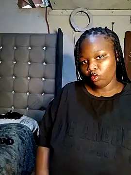 Snapshot of Aaaliyah445 chatting on 02.14.26 Aaaliyah445 online show from 02.14.26