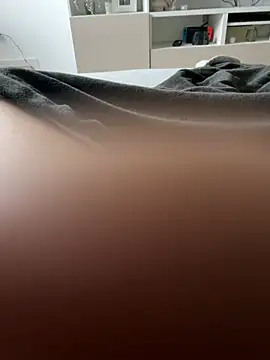 Young Couple20 online show from 01.24.25