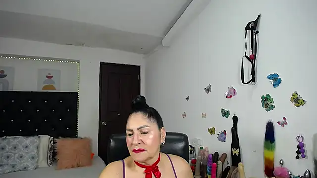 Snapshot of mature_bigboobs10 chatting on 06.27.26 mature bigboobs10 online show from 06.27.26