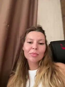 Lovers  Annn online show from 07.12.26