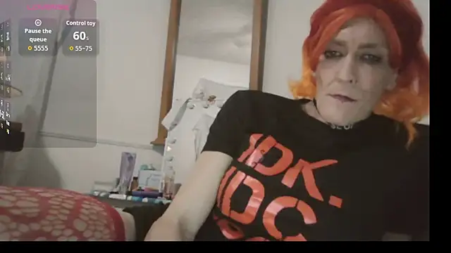 Snapshot of Nitehawk7483 chatting on 12.16.25 Nitehawk7483 online show from 12.16.25