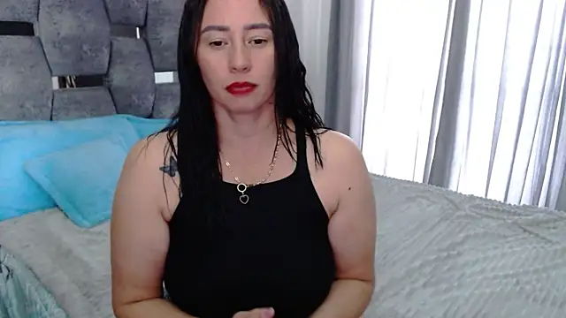 sara hott 1 online show from 09.21.25