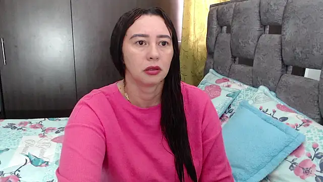 sara hott 1 online show from 06.16.26