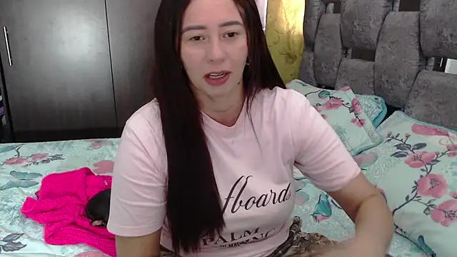 sara hott 1 online show from 07.08.26