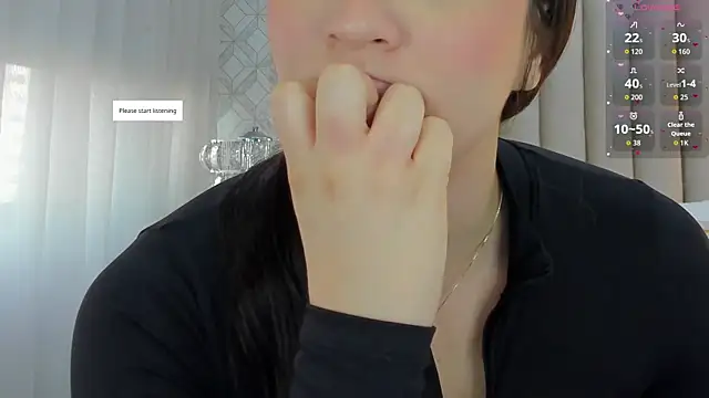 Snapshot of Pia_Johnson_ chatting on 10.18.25 Pia Johnson online show from 10.18.25