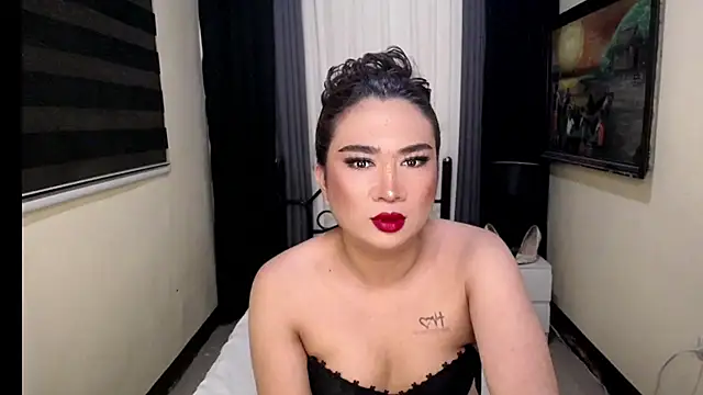 Snapshot of Yesha_harper chatting on 07.04.26 Yesha harper online show from 07.04.26