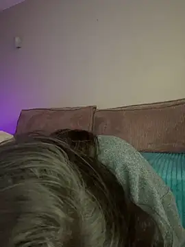 Snapshot of hades4ness chatting on 03.04.25 hades4ness online show from 03.04.25