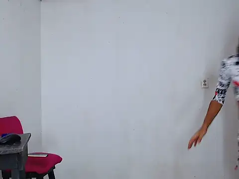 iris goddessofthesky online show from 01.20.25