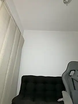 Snapshot of mi_suk11 chatting on 02.11.26 mi suk11 online show from 02.11.26