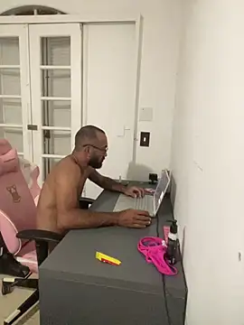 KmaroteTv online show from 02.22.26