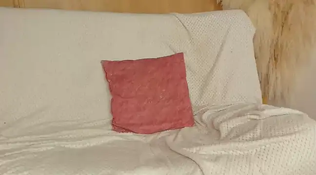 Snapshot of Skarleth69 chatting on 01.28.25 Skarleth69 online show from 01.28.25