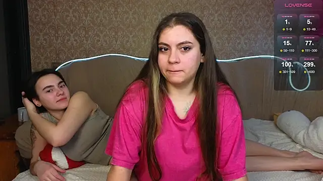 twobabesweet online show from 02.12.25