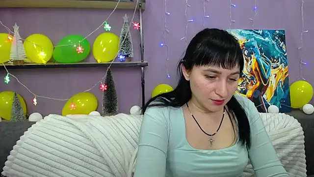 NinaFlawlees online show from 01.16.25