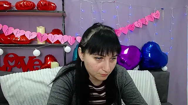 NinaFlawlees online show from 02.09.25