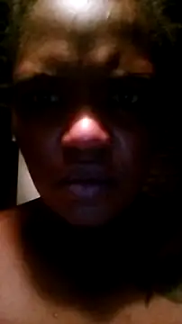 Snapshot of thickBBwXX chatting on 02.14.26 thickBBwXX online show from 02.14.26
