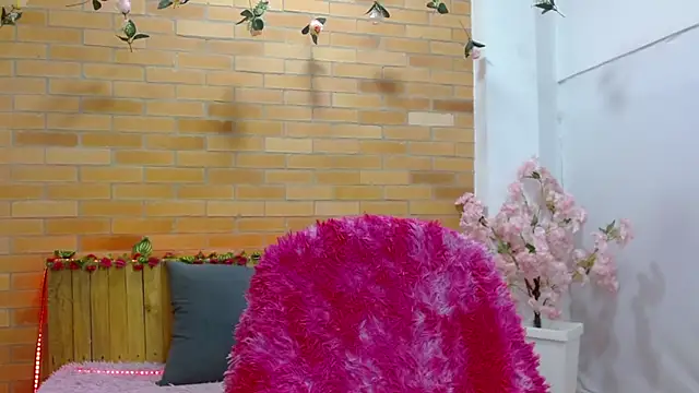 adriscute online show from 06.06.26