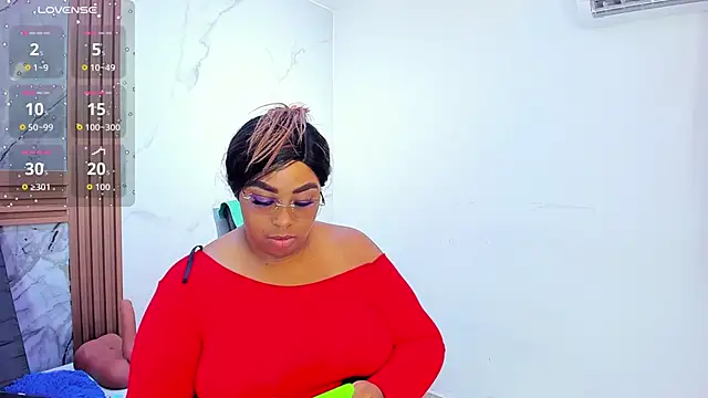 Snapshot of HannyMansonh chatting on 03.08.26 HannyMansonh online show from 03.08.26