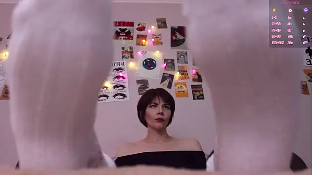 Luna Blake online show from 06.20.26