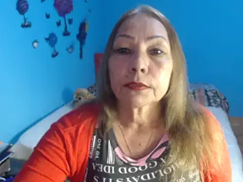 Snapshot of milfeddy_ chatting on 01.27.25 milfeddy online show from 01.27.25