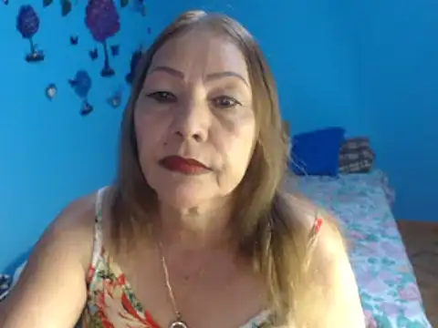 Snapshot of milfeddy_ chatting on 01.29.25 milfeddy online show from 01.29.25