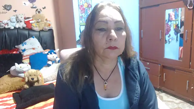 Snapshot of milfeddy_ chatting on 03.08.25 milfeddy online show from 03.08.25