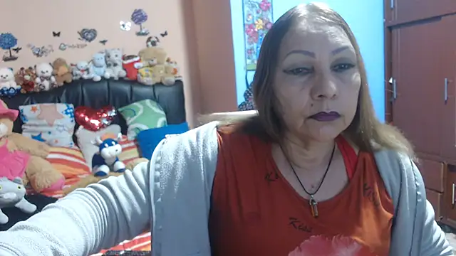 Snapshot of milfeddy_ chatting on 03.11.25 milfeddy online show from 03.11.25