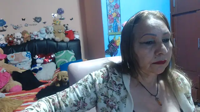 Snapshot of milfeddy_ chatting on 03.14.25 milfeddy online show from 03.14.25