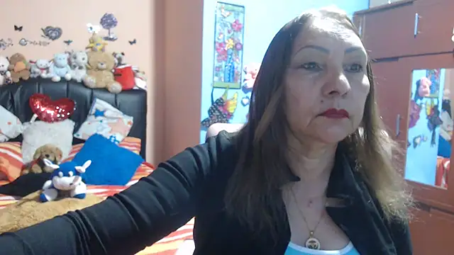 Snapshot of milfeddy_ chatting on 03.20.25 milfeddy online show from 03.20.25