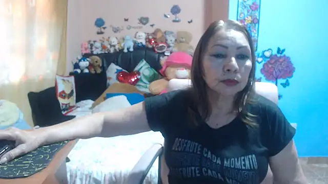 Snapshot of milfeddy_ chatting on 09.24.25 milfeddy online show from 09.24.25