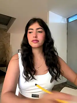 Snapshot of Gaby_zahir_ chatting on 09.09.25 Gaby zahir  online show from 09.09.25