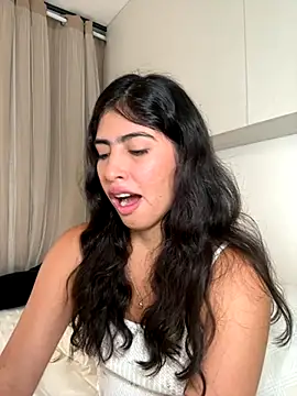 Snapshot of Gaby_zahir_ chatting on 09.12.25 Gaby zahir  online show from 09.12.25