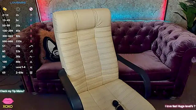 Snapshot of AfinaAmmor chatting on 03.11.25 AfinaAmmor online show from 03.11.25