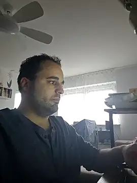 Snapshot of TK12311 chatting on 11.29.25 TK12311 online show from 11.29.25