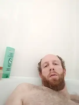 Snapshot of TaylorBlaze chatting on 01.12.25 TaylorBlaze online show from 01.12.25