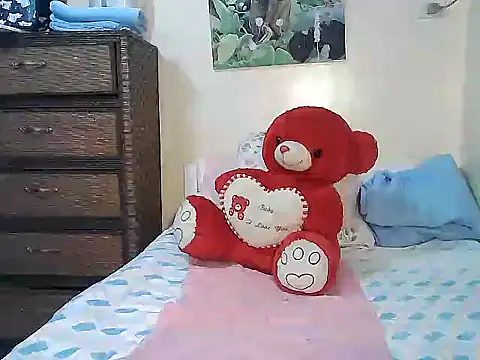 Snapshot of Kisses-13 chatting on 03.20.26 Kisses-13 online show from 03.20.26