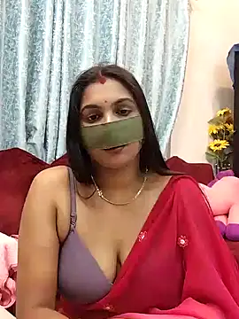 Snapshot of Queen_Dolly chatting on 03.07.25 Queen Dolly online show from 03.07.25