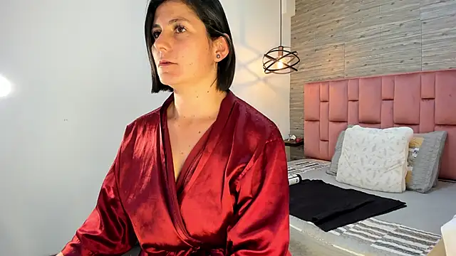 Snapshot of SarahDeyvis chatting on 01.29.25 SarahDeyvis online show from 01.29.25