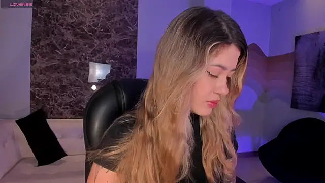 EveBensonX online show from 02.10.26