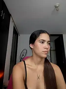 Snapshot of Sallye_ chatting on 01.26.25 Sallye online show from 01.26.25