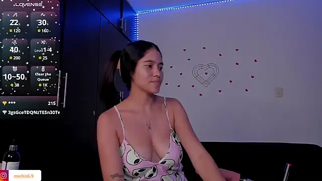 Snapshot of Sallye_ chatting on 02.21.25 Sallye online show from 02.21.25