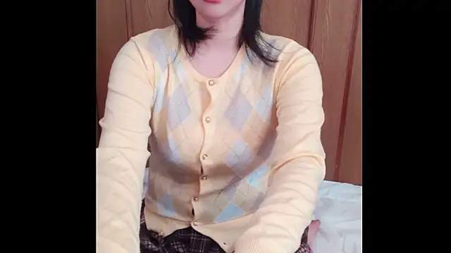 Snapshot of Anne-japanese- chatting on 04.07.26 Anne-japanese- online show from 04.07.26