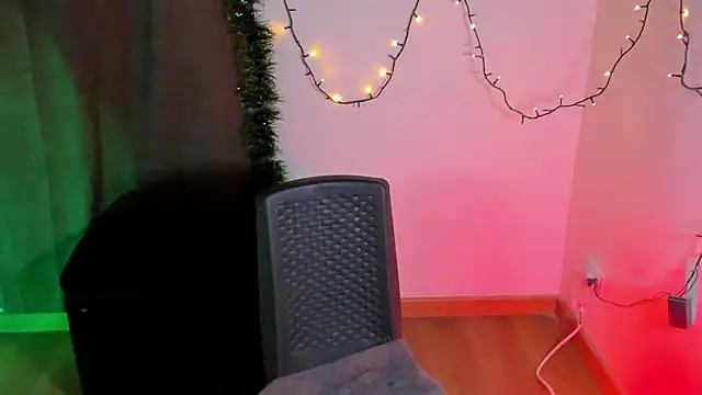 NanaRott online show from 12.22.25