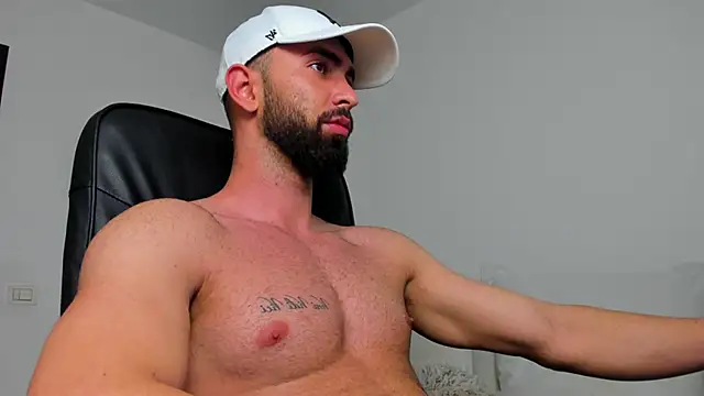 MichaelMasterss online show from 12.18.24