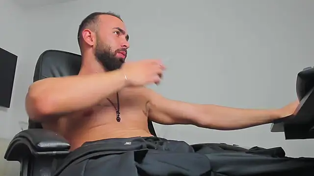 MichaelMasterss online show from 12.28.24